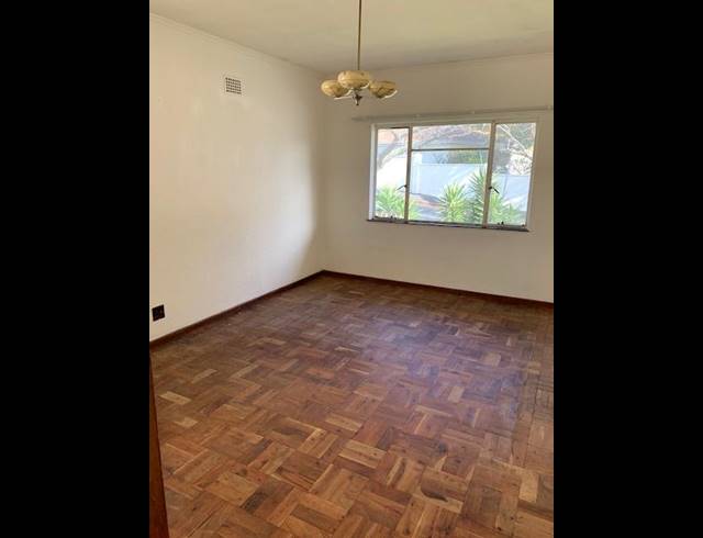 2 BEDROOM PROPERTY TO RENT IN VREDEHOEK